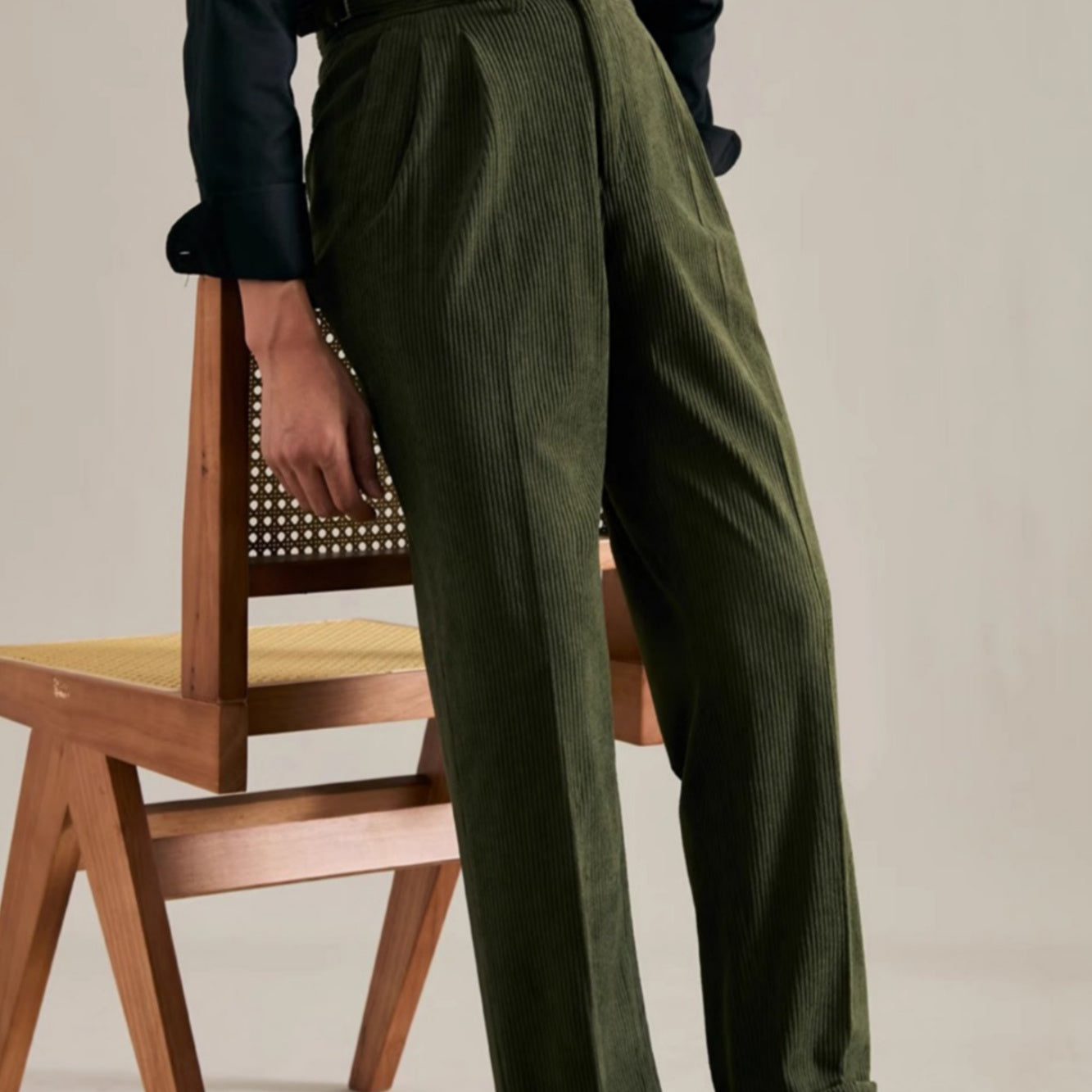 Velvet Pleated Suit Pants — Classic Luxury & Effortless Refinement