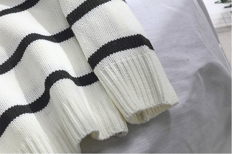 Comfortable T-Neck Sweater — Effortless Warmth & Classic Simplicity